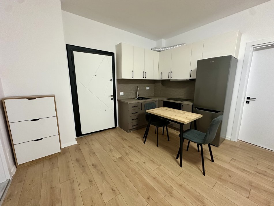 Tirane, jepet me qera apartament 2+1+Ballkon , 74 m² 500 € (Rruga Jodan Misja)