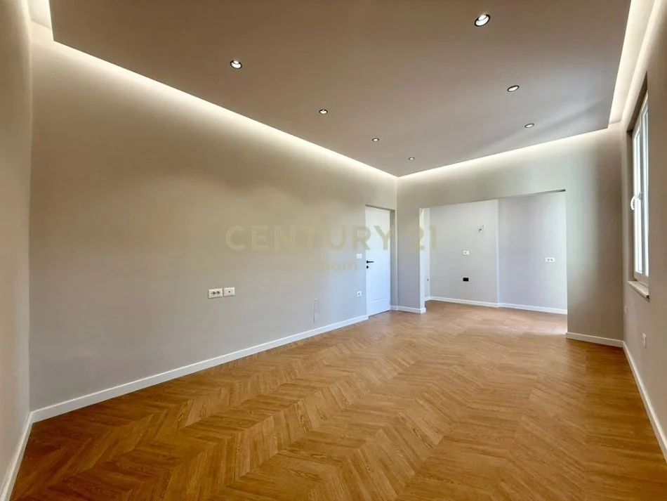 Tirane, shes apartament 2+1 Kati 4, 90 m² 255.000 € 