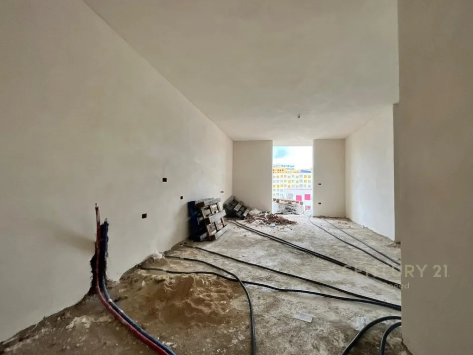 Tirane, shitet apartament 2+1+Aneks+Ballkon Kati 7, 115 m² 189.000 € (Ali Dem)