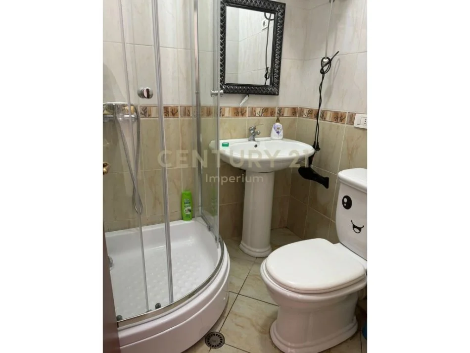 Tirane, shitet apartament 3+1+Ballkon Kati 8, 105 m² 125.000 €