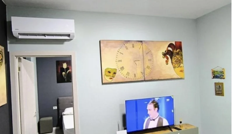 Tirane, jepet me qera apartament 1+1 Kati 3, 64 m² 600 € (Ish fusha e aviacionit)