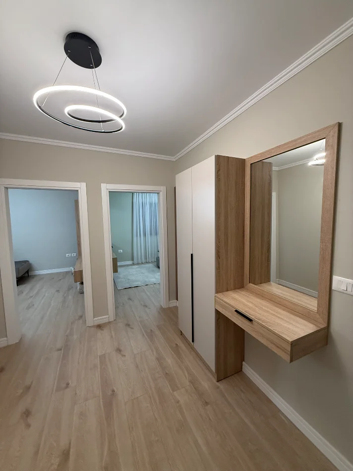 Tirane, jepet me qera apartament 2+1+Ballkon Kati 2, 90 m² (Rr Sales)