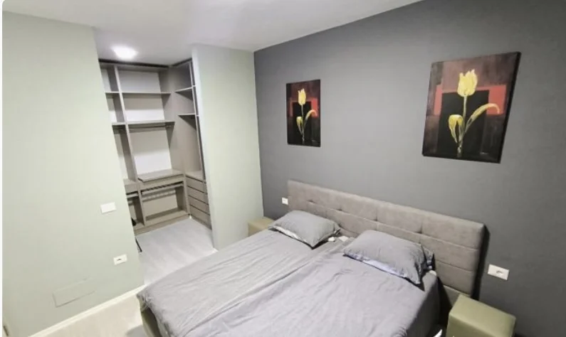 Tirane, jepet me qera apartament 1+1 Kati 3, 64 m² 600 € (Ish fusha e aviacionit)