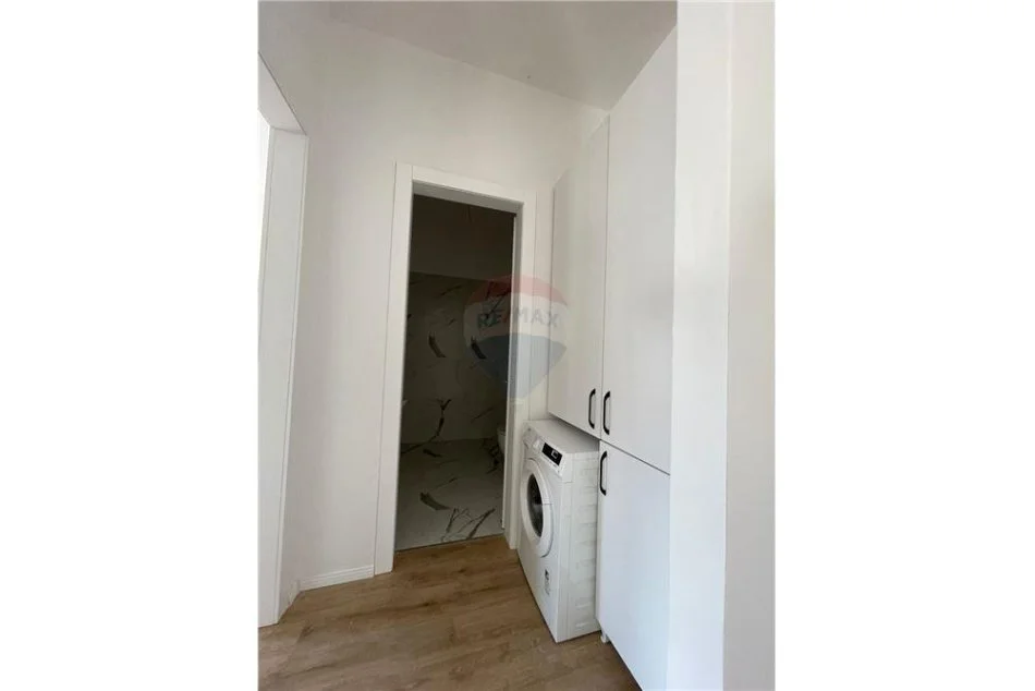 Tirane, apartament , Kati 8, 73 m² 600 € 