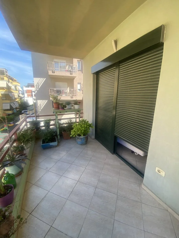Tirane, shes apartament 2+1+Ballkon , 97 m² 144.000 € 