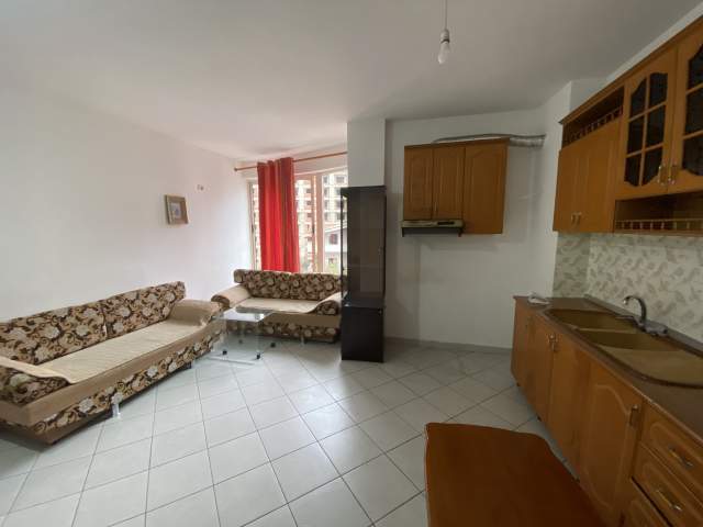 Tirane, jepet me qera apartament 2+1+BLK Kati 2, 100 m² 40.000 Leke (Rruga Rexhep Shala)