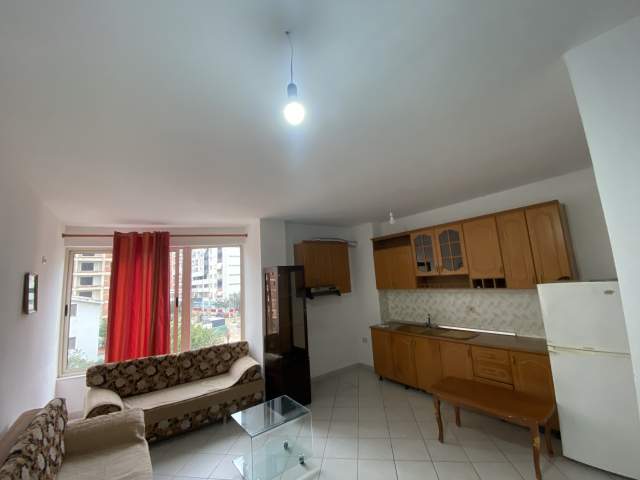 Tirane, jepet me qera apartament 2+1+BLK Kati 2, 100 m² 40.000 Leke (Rruga Rexhep Shala)