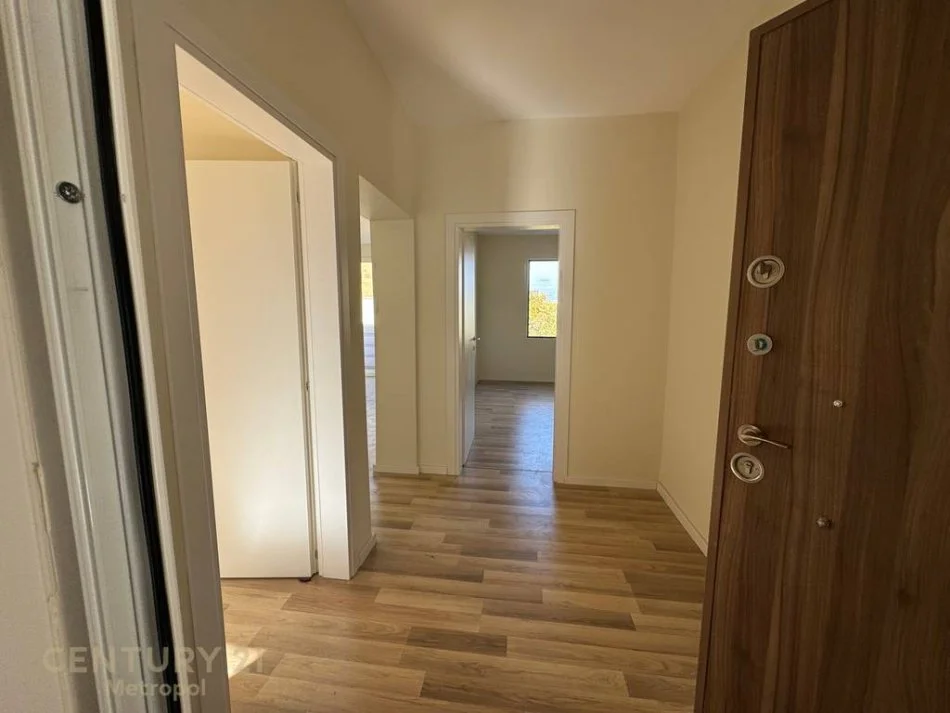 Tirane, shitet apartament 2+1 Kati 4, 76 m² 155.000 € (Mine Peza)