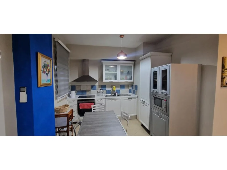 Tirane, shitet apartament 1+1+Ballkon Kati 3, 62 m² 135.000 € (Bulevardi zhan d’ark)