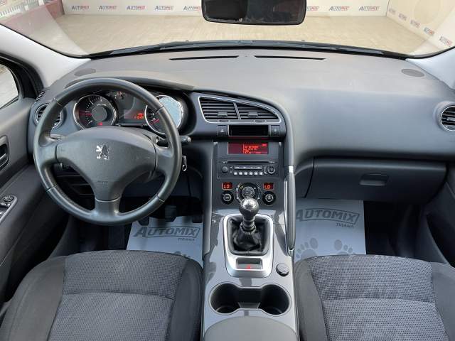 Tirane, shes makine Peugeot 3008 Viti 2011, 6.900 Euro