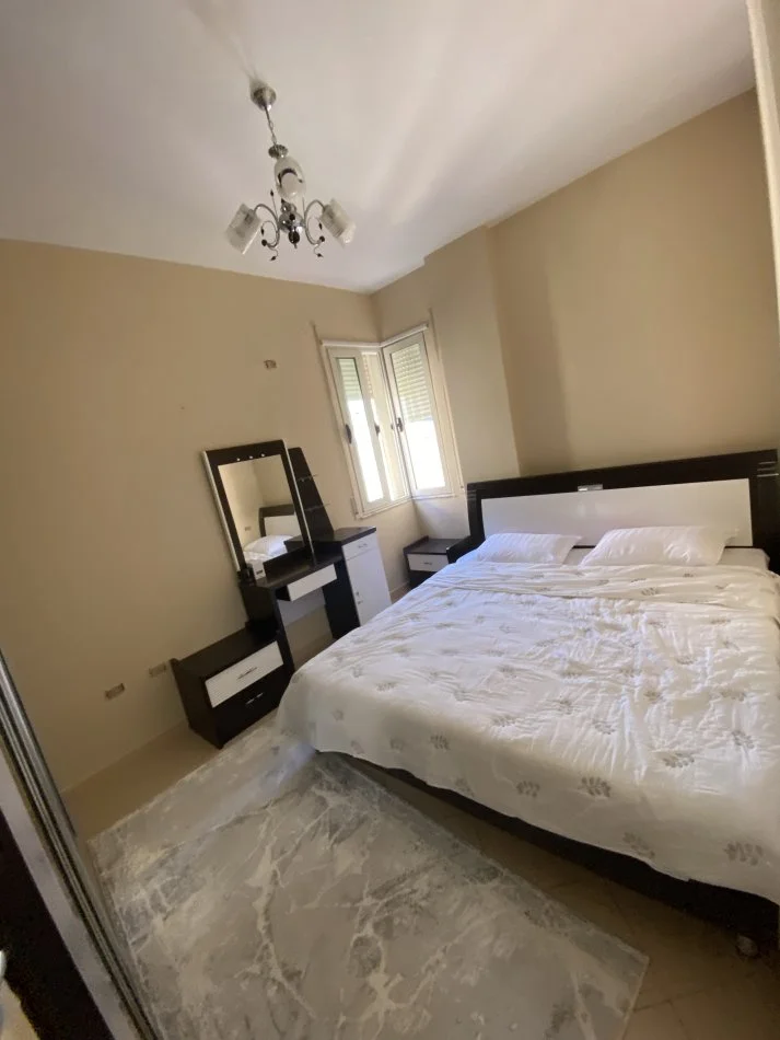 Tirane, shitet apartament 1+1+Ballkon , 60 m² 113.000 € (Rruga peti)