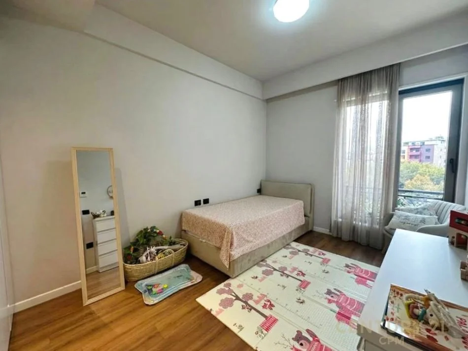 Tirane, shitet apartament 2+1+Aneks+Ballkon Kati 2, 127 m² 410.000 € (Kompleksi Delijorgji)