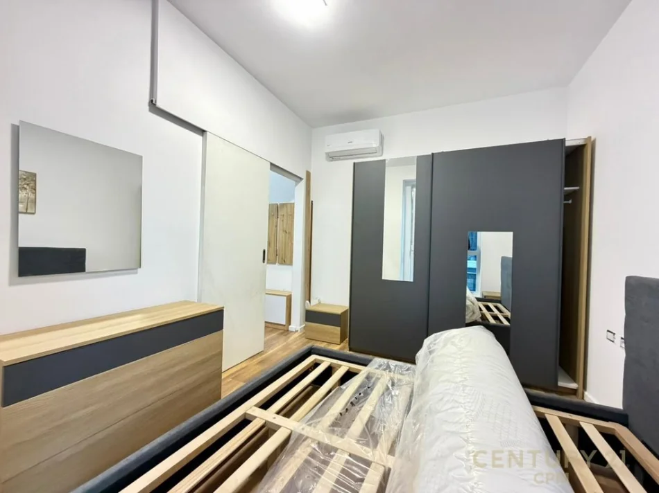 Tirane, jepet me qera apartament 1+1+Ballkon , 55 m² 700 € 