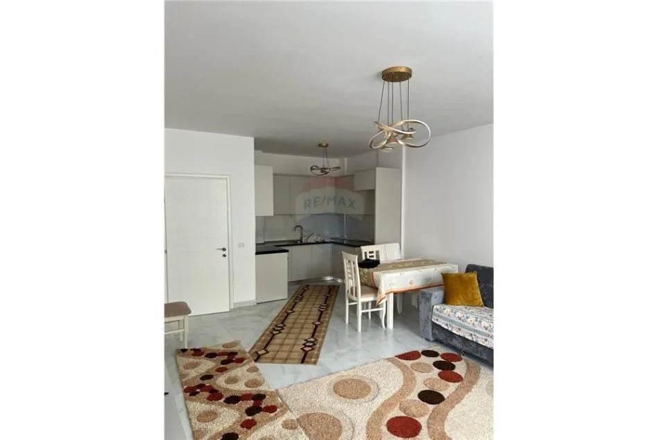 Tirane, apartament , Kati 4, 110 m² 400 € 