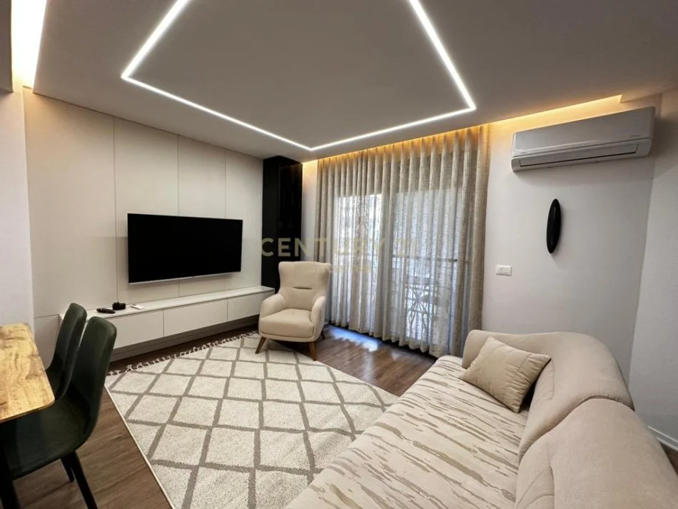 Tirane, jepet me qera apartament 2+1 Kati 4, 73 m² 1.000 € 