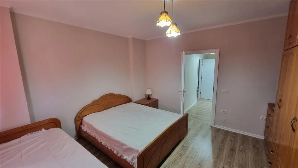 Tirane, jepet me qera apartament 1+1 Kati 7, 60 m² 530 € (Don Bosko shkolla Qazim Turdiu)