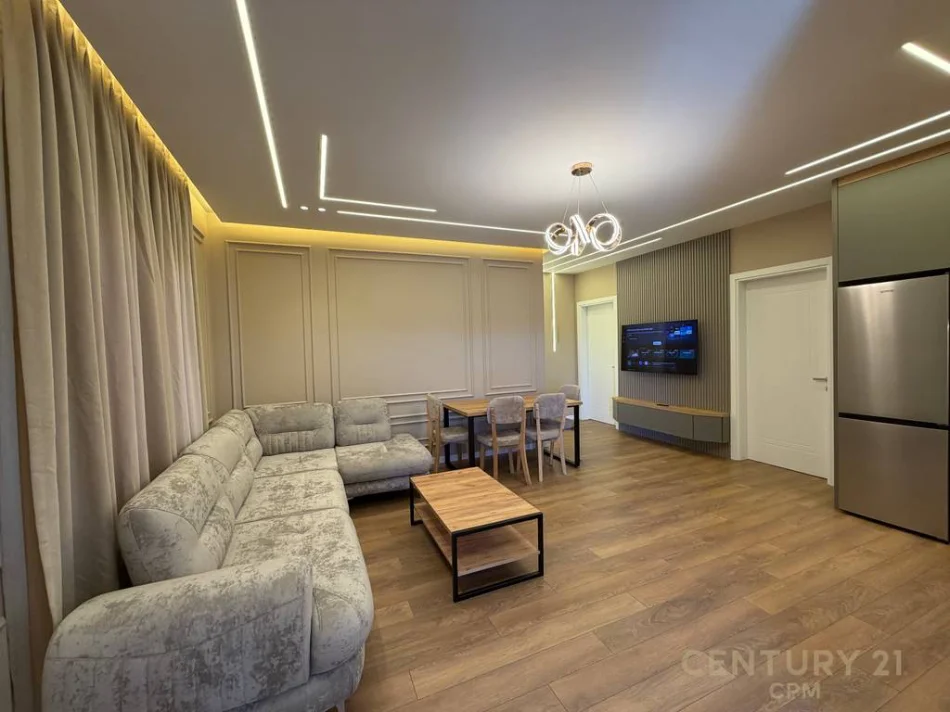 Tirane, jepet me qera apartament 2+1+Ballkon Kati 3, 85 m² 550 € 