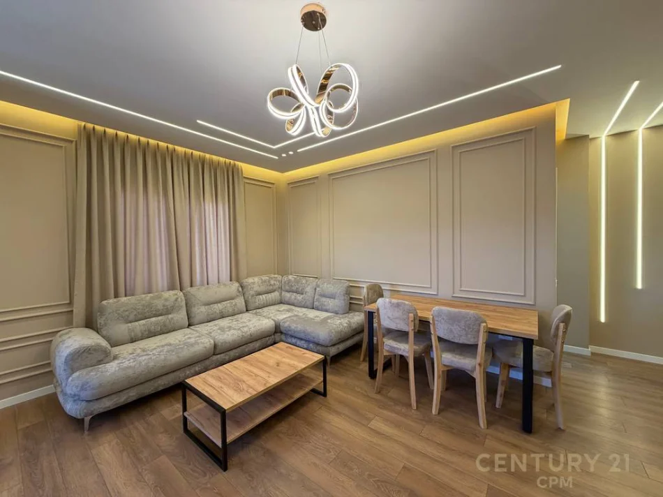 Tirane, jepet me qera apartament 2+1+Ballkon Kati 3, 85 m² 550 € 