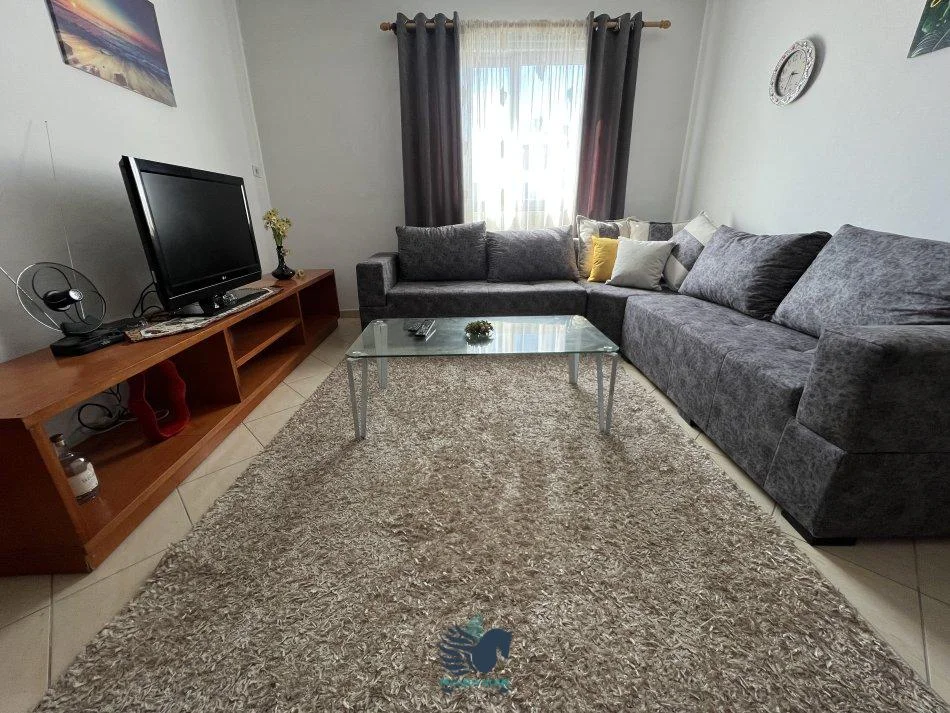 Jepet Me Qera Apartament 2+1 Ne Astir [ID P02150]