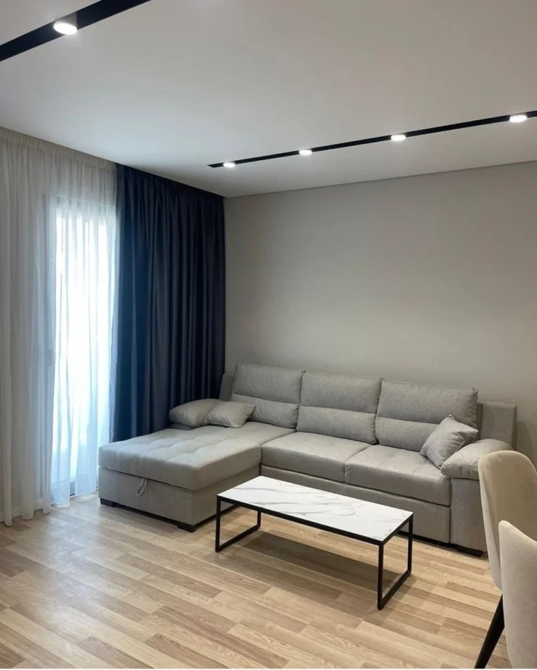 Tirane, shitet apartament Kati 4, 