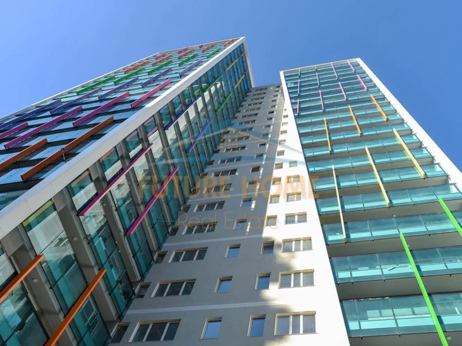 Tirane, shitet apartament 2+1+Ballkon Kati 4, 145 m² 600.000 € (Ambasador 3)