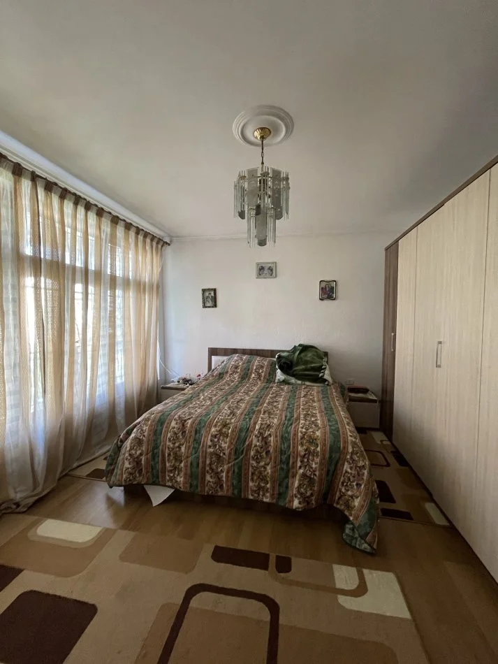 Tirane, jepet me qera apartament 2+1+Ballkon Kati 2, 100 m² 350 € (Selite)