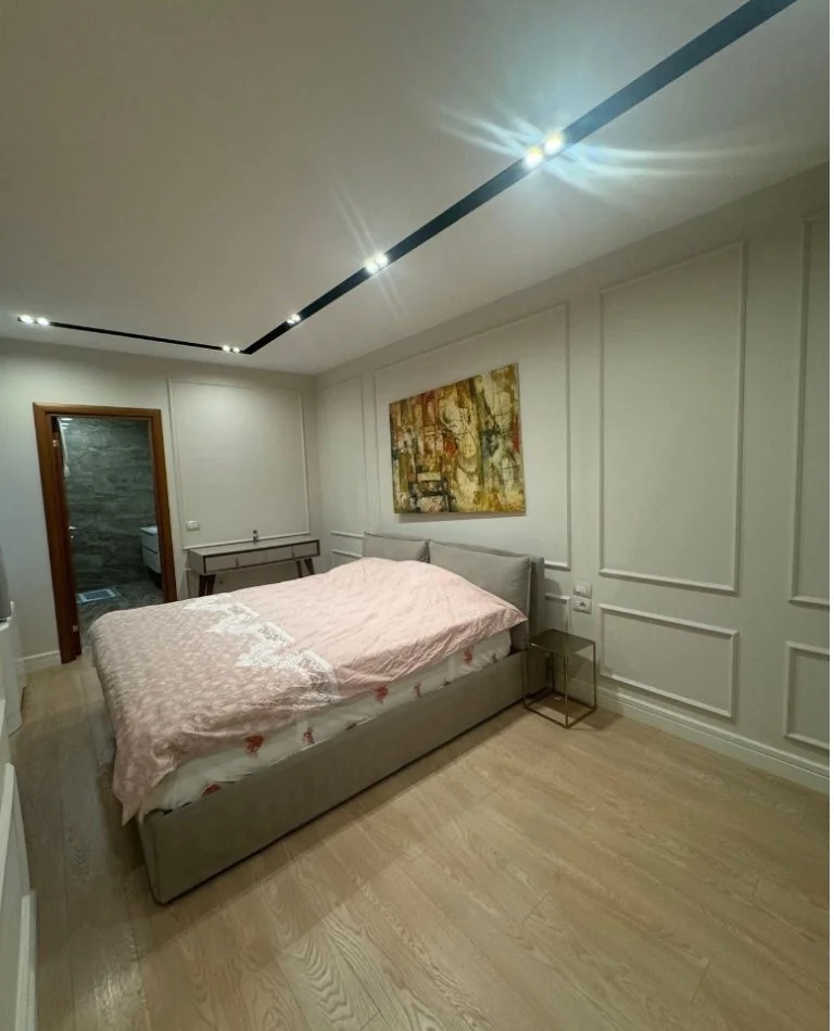 Tirane, jepet me qera apartament , 125 m² 1.400 € 