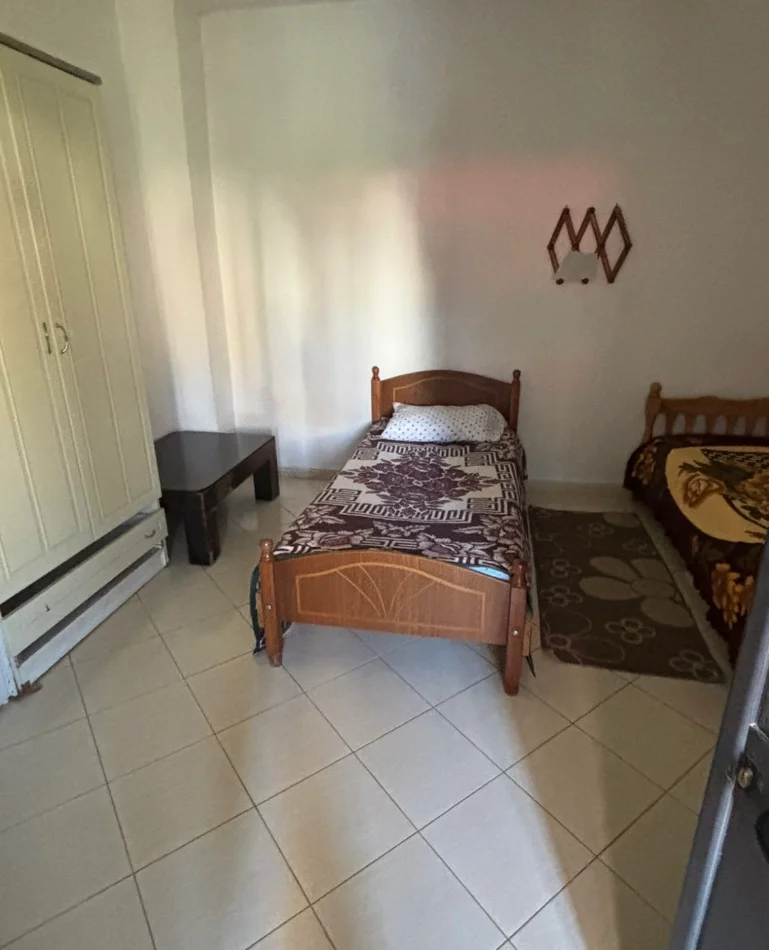 Tirane, jepet me qera garsonier 1+1 Kati 2, 25 m² 220 € (Bujar Bishanaku Tirane Laprake)