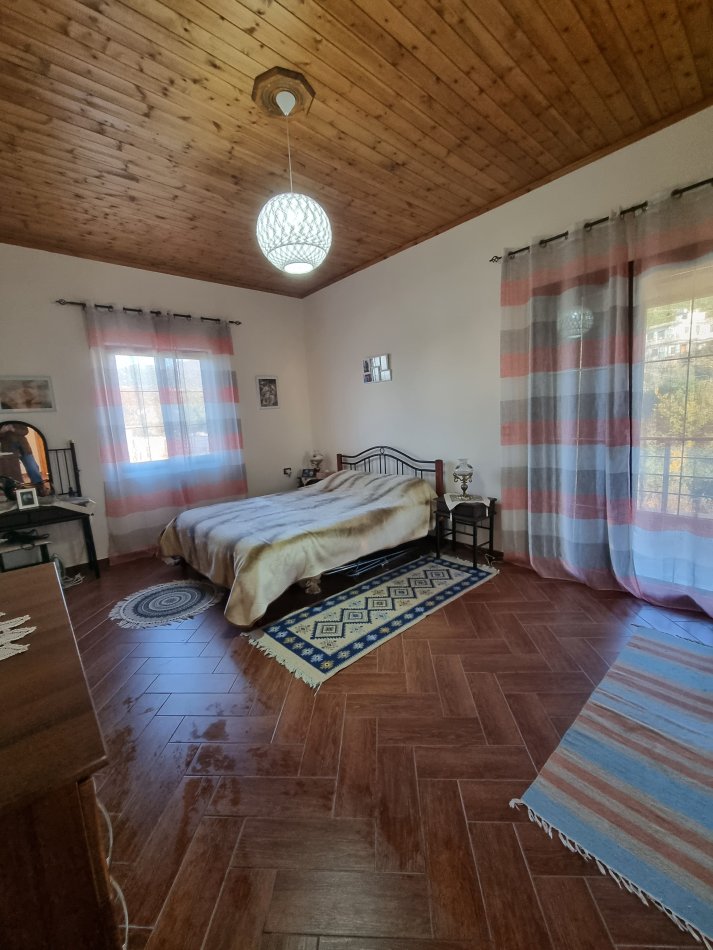 Kurbin, shitet nga Pronari, pa-komision Vile 2 Katshe , 270 m² 160.000 € (Lagje Nr 2 shpia private, Lac)