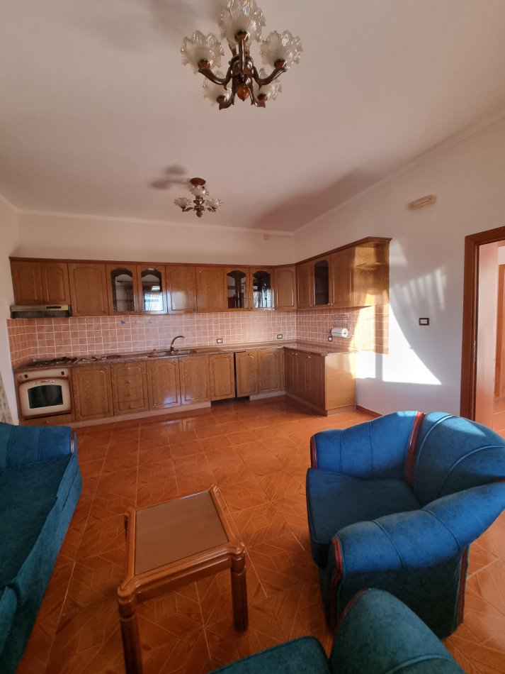 Kurbin, shitet nga Pronari, pa-komision Vile 2 Katshe , 270 m² 160.000 € (Lagje Nr 2 shpia private, Lac)