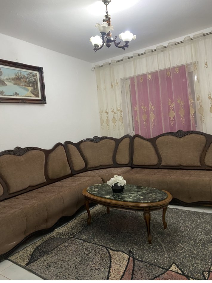 Tirane, jepet me qera apartament 1+1 Kati 1, 55 m² (Njazi Meka)