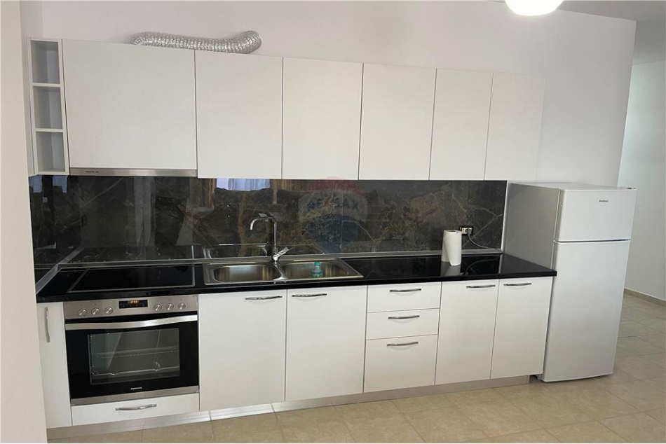 Tirane, jap me qera apartament 2+1 Kati 7, 100 m² 500 € (Astir)