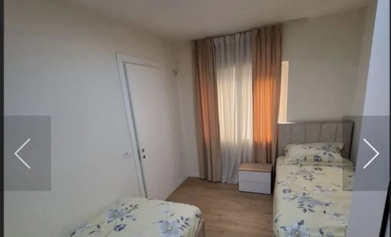 Tirane, jepet me qera apartament 2+1 Kati 4, 80 m² 650 € (Rruga e Barrikadave Tirane, Shqiperia)