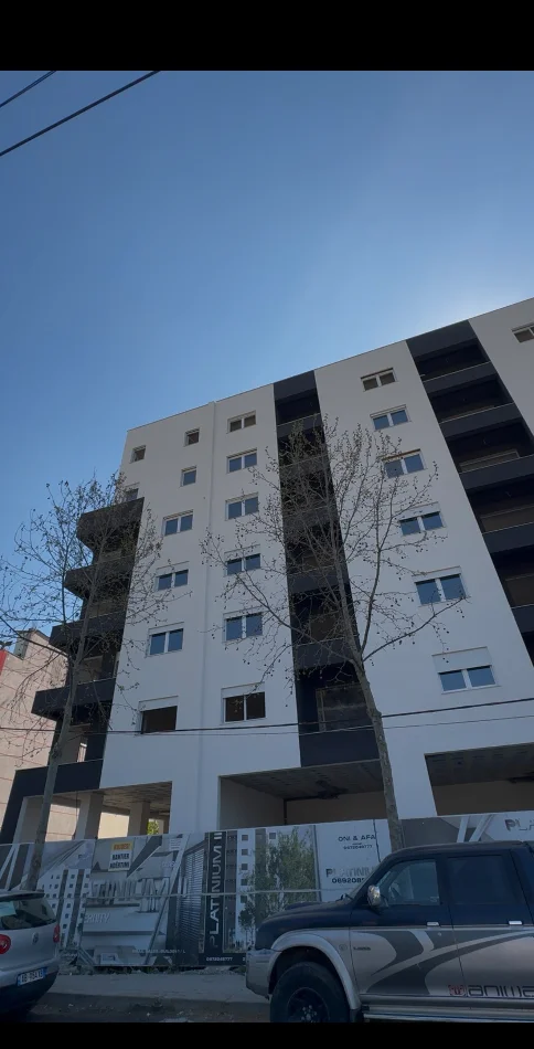 Tirane, shitet apartament 1+1+Ballkon Kati 3, 77 m² 76.300 € (Apartament 1+1 Per Shitje Platinium 2 Paskuqan Faze Perfundimi Okazion)