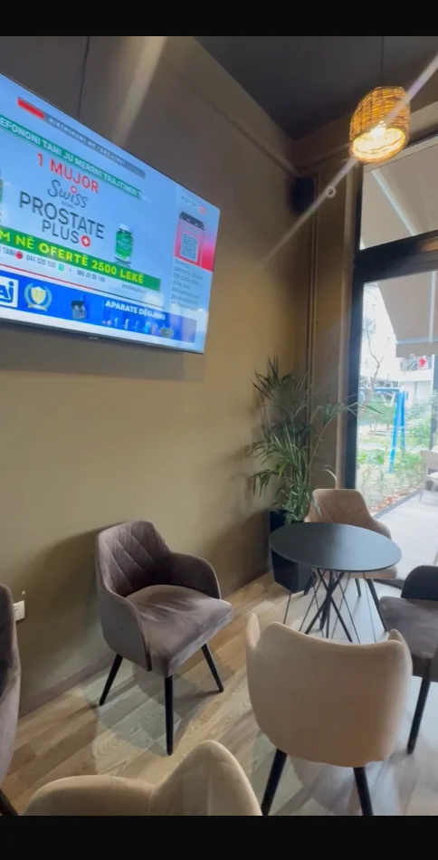 Tirane, shitet ambjent biznesi Kati 0, 114 m² 290.000 € (Ambient Biznesi Per Shitje 21 Dhjetori Okazion Biznes Aktiv)