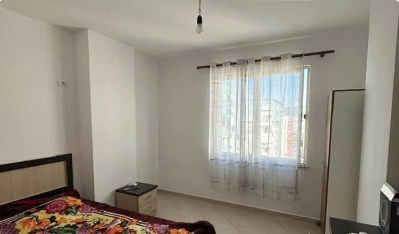 Tirane, jepet me qera apartament 2+1 Kati 7, 95 m² 400 € (Yzberisht)