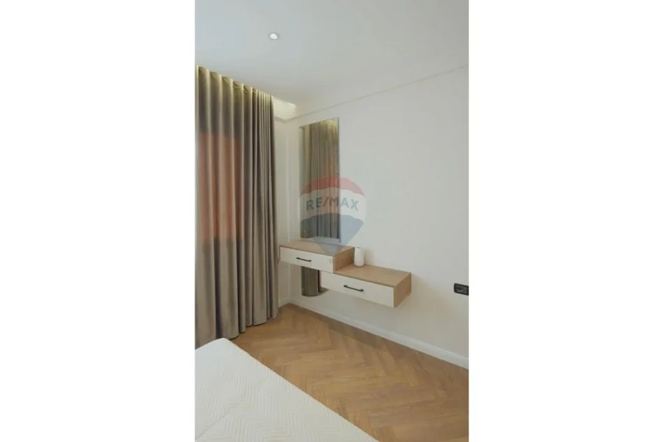 Tirane, shitet apartament 2+1 , 105 m² 250.019 € (Perball Deliorgjit)