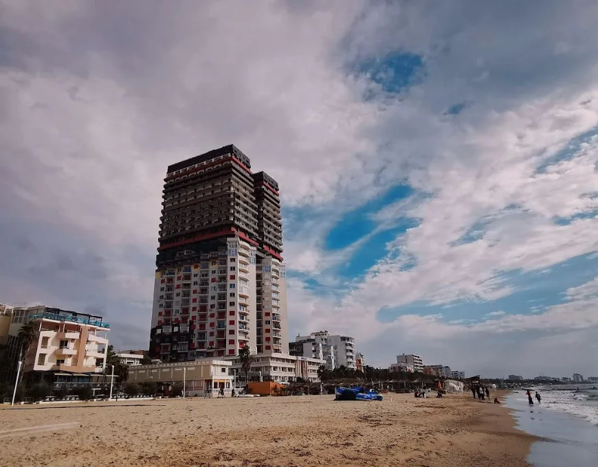Durres, shitet apartament 1+1+Ballkon Kati 3, 96 m² 135.000 € (Kamelia Resort)