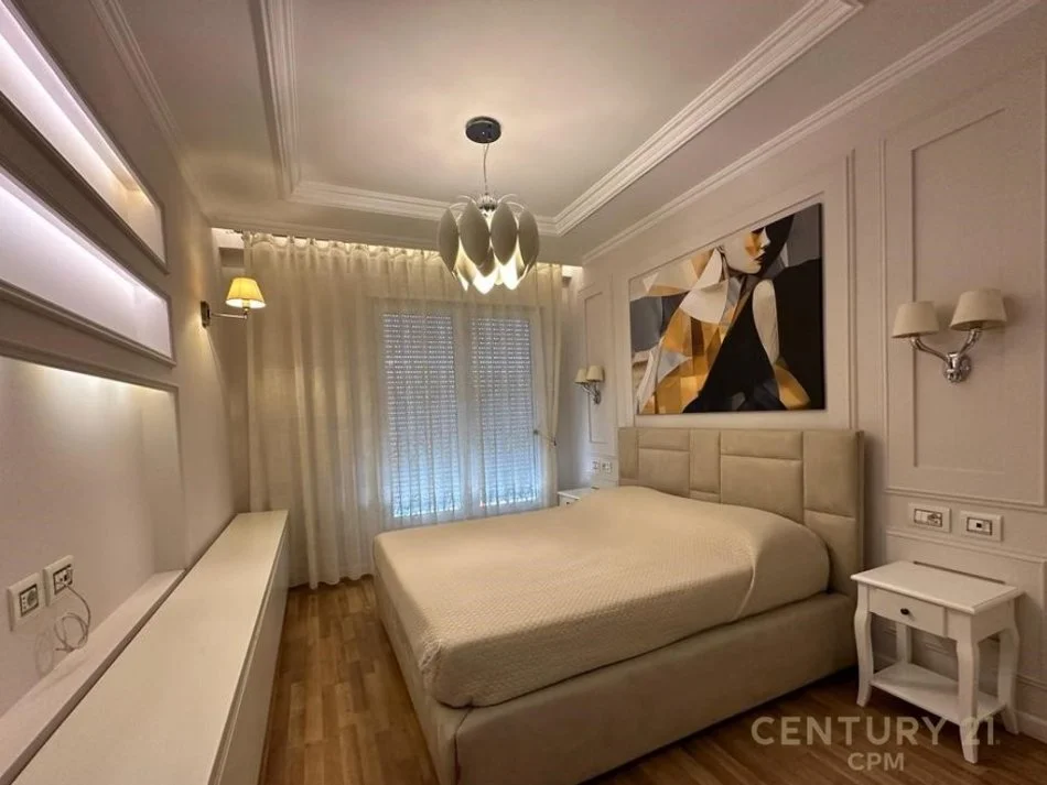 Tirane, jepet me qera apartament 1+1 Kati 6, 80 m² 800 € 