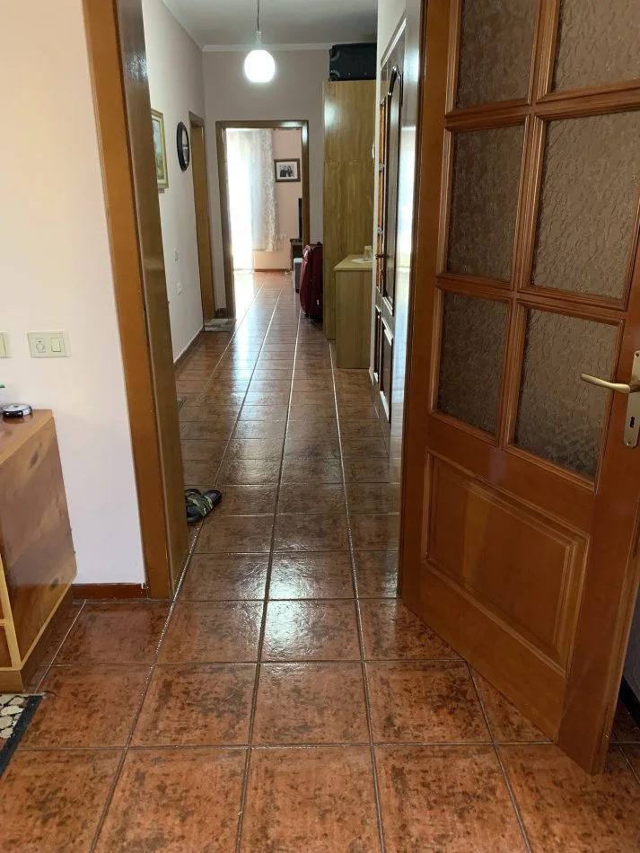 Tirane, jepet me qera apartament 2+1 Kati 2, 90 m² 450 € (Rruga e Dibres,Kompleksi Halili)