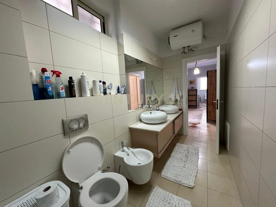Tirane, shitet apartament 3+1+Aneks+Ballkon Kati 5, 102 m² 250.000 € (Vasil Shanto)