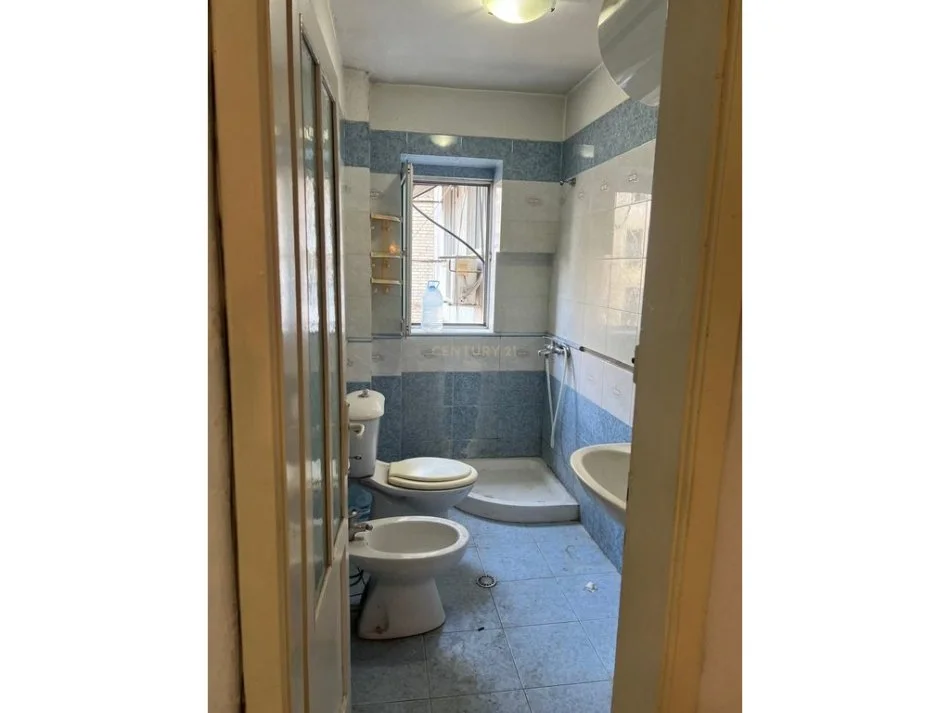 Tirane, shitet apartament 2+1 Kati 3, 79 m² 126.000 € 