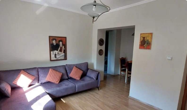 Tirane, jepet me qera apartament 2+1 Kati 3, 80 m² 600 € (21 Dhjetori)