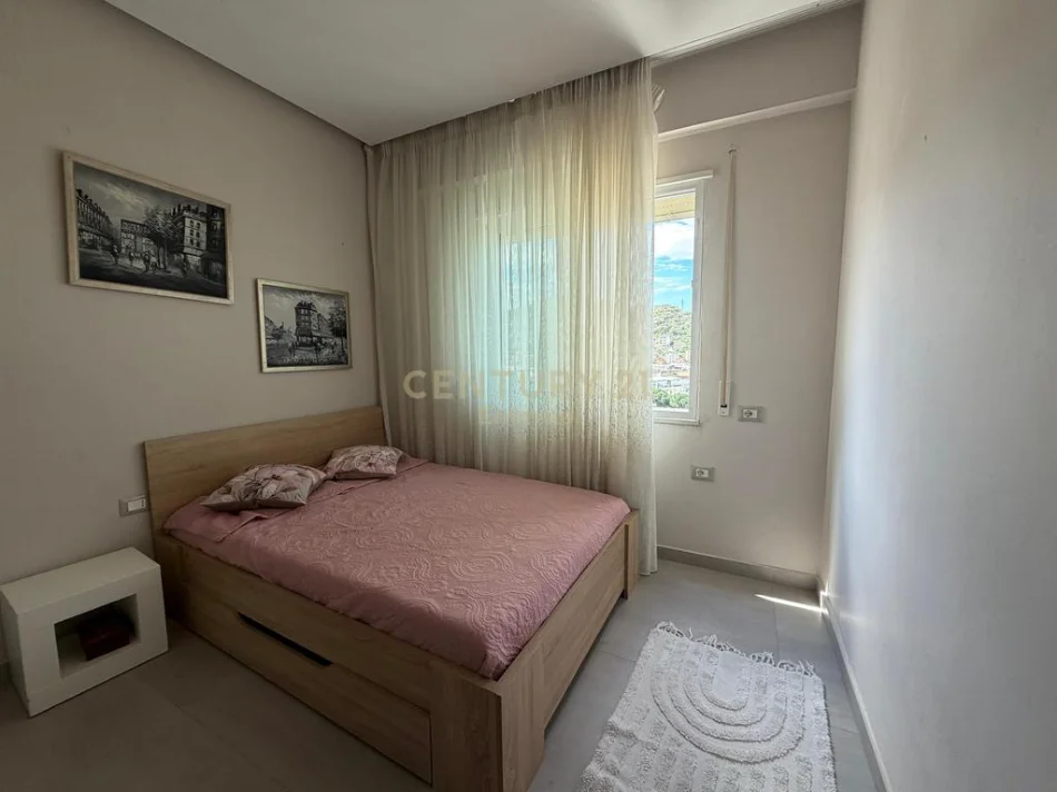 Tirane, shes apartament 3+1+Aneks+Ballkon Kati 8, 170 m² 330.000 € (Golden Park 3)
