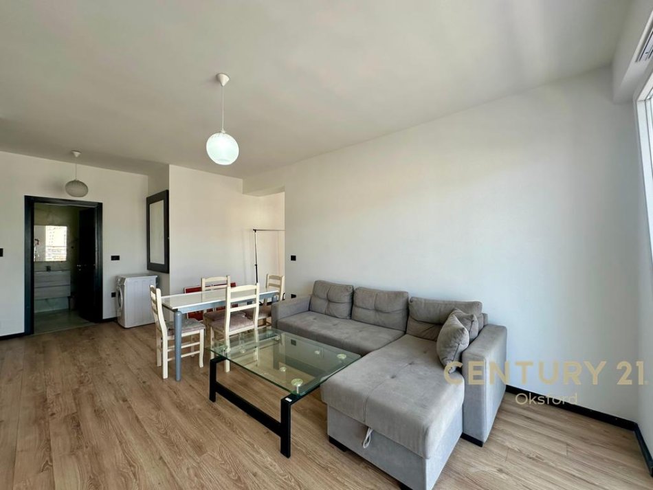 Tirane, jepet me qera apartament 1+1 Kati 7, 98 m² 420 € (Astir)