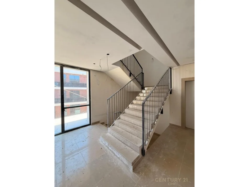 Tirane, shes apartament 1+1+Aneks+Ballkon Kati 2, 79 m² 166.000 € (Tulipan Residence)