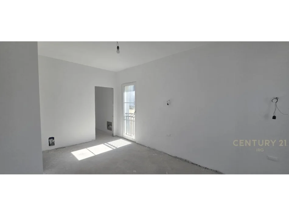 Tirane, shes Vile 2 Katshe Kati 2, 453 m² 630.000 € (Rolling Hills Liqeni)