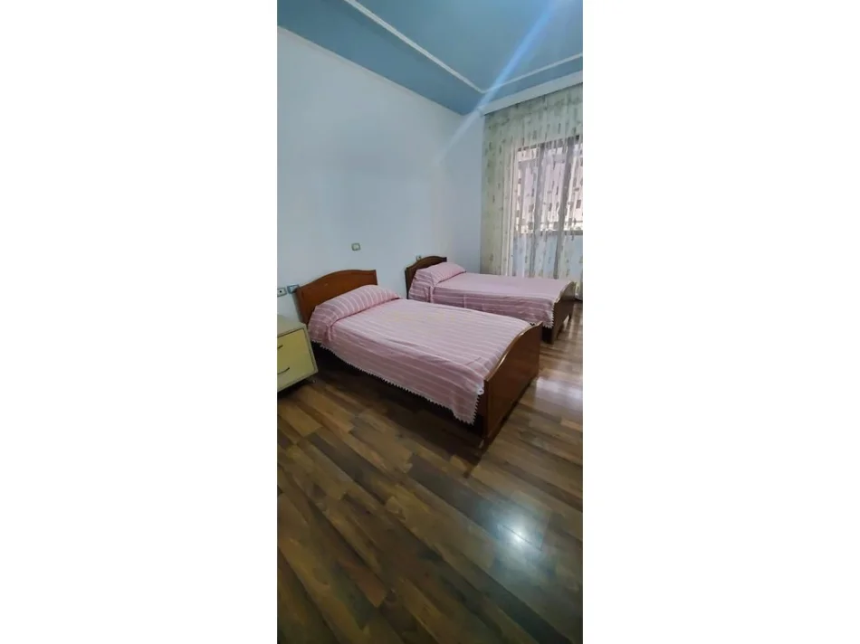 Tirane, shes apartament 3+1+Aneks+Ballkon Kati 6, 157 m² 267.000 € (Rrapi hekali)