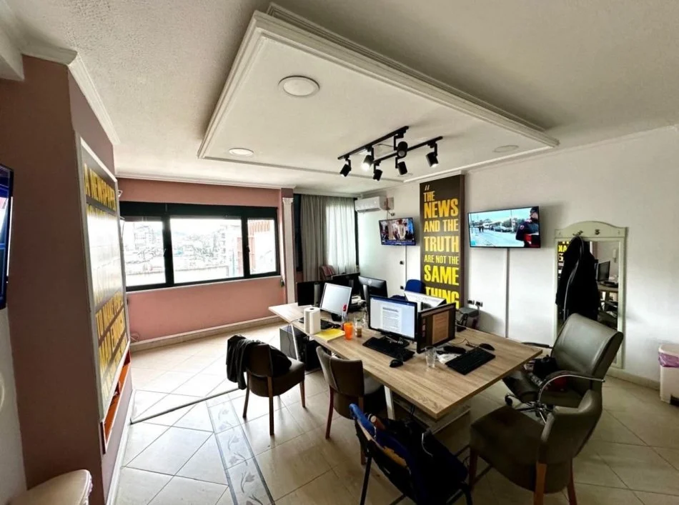 Tirane, shitet apartament , 165 m² 420.000 € 