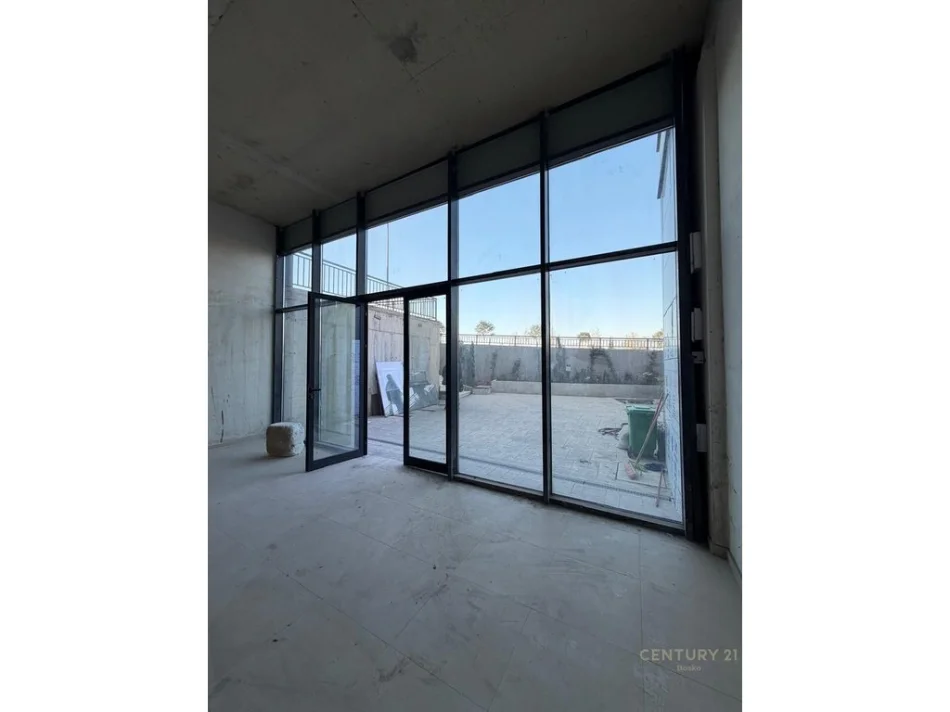 Tirane, shes ambjent biznesi Kati 0, 91 m² 409.500 € 
